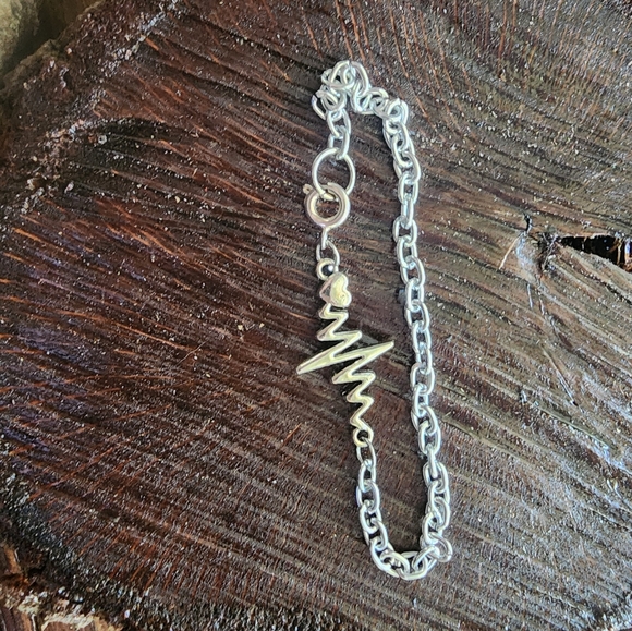 Hand Crafted Jewelry - Handmade Heartbeat silver bracelet